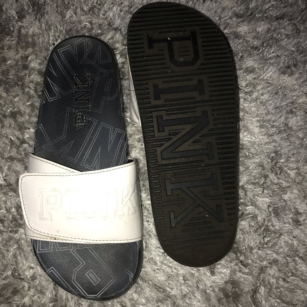 Victoria Secret PINkK : Slides